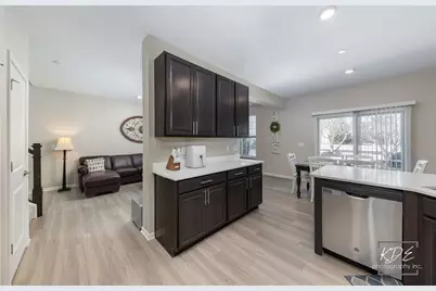 1115 Goldfinch Avenue, Yorkville, IL 60560 - Photo 7