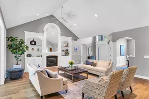 1802 N Concord Ln, Urbana, IL 61802 - Photo 9