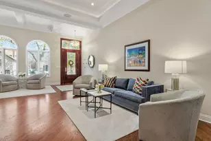 1816 N Hudson Ave, Chicago, IL 60614 - Photo 11