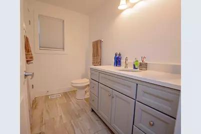 105 N 12th Avenue, Melrose Park, IL 60160 - Photo 19