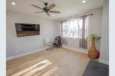 105 N 12th Avenue, Melrose Park, IL 60160 - Photo 5