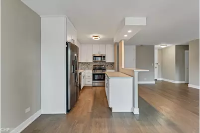 400 E Randolph Street #3428, Chicago, IL 60601 - Photo 5