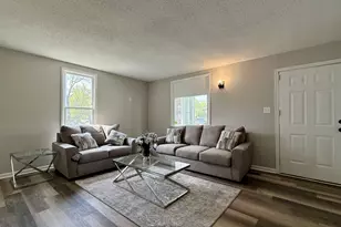 310 Pine St, Joliet, IL 60435 - Photo 9