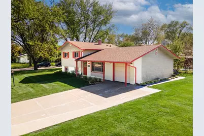 940 Washington Boulevard, Hoffman Estates, IL 60169 - Photo 3