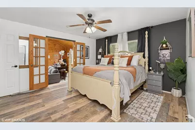 871 Hickman Lane, Woodstock, IL 60098 - Photo 9