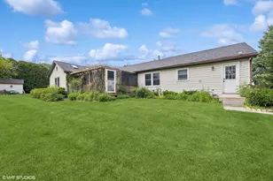 871 Hickman Ln, Woodstock, IL 60098 - Photo 19