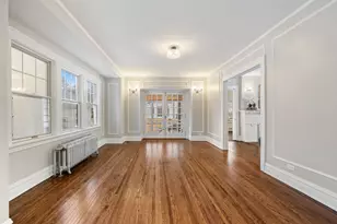 527 Warwick Rd, Kenilworth, IL 60043 - Photo 9