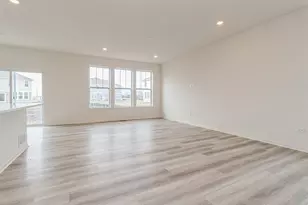 267 Red Oak Cir, Volo, IL 60020 - Photo 3