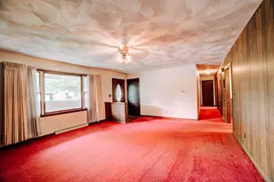 601 E Porter Ave, Watseka, IL 60970 - Photo 9