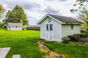 601 E Porter Ave, Watseka, IL 60970 - Photo 5