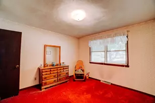 601 E Porter Ave, Watseka, IL 60970 - Photo 31