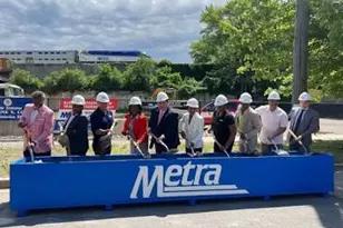 237 W 79th St, Chicago, IL 60620 - Photo 3