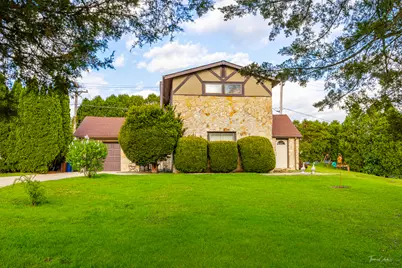 4703 Garfield Avenue, Lisle, IL 60532 - Photo 3