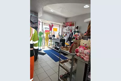 2820 W Peterson Avenue, Chicago, IL 60659 - Photo 5