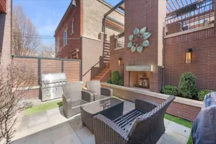 3735 N Greenview Ave, Chicago, IL 60613 - Photo 25