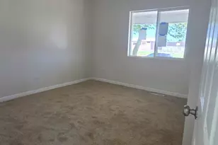 301 N West Ave, Kankakee, IL 60901 - Photo 13