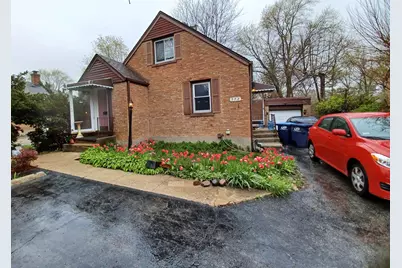 372 55th Street, Clarendon Hills, IL 60514 - Photo 1