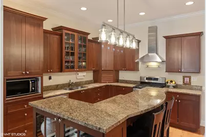 2051 W Belmont Avenue #1, Chicago, IL 60618 - Photo 9