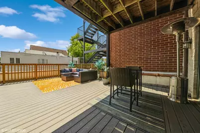 2051 W Belmont Avenue #1, Chicago, IL 60618 - Photo 25