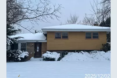 9276 N Western Avenue, Des Plaines, IL 60016 - Photo 1