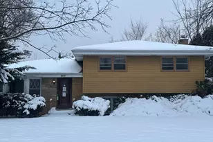 9276 N Western Ave, Des Plaines, IL 60016 - Photo 1