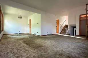 9276 N Western Ave, Des Plaines, IL 60016 - Photo 11