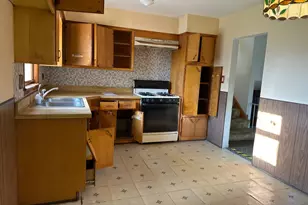 9276 N Western Ave, Des Plaines, IL 60016 - Photo 7