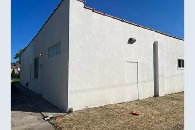 1102 Lincoln Street, North Chicago, IL 60064 - Photo 15