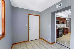 8133-8135 S Ingleside Ave, Chicago, IL 60619 - Photo 9