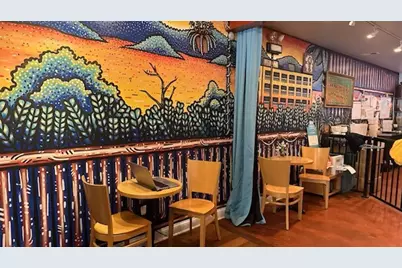 Fullerton Restaurant  in Chicago, IL
