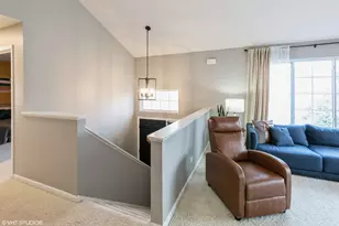 3340 Cameron Dr, Elgin, IL 60124 - Photo 3