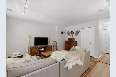 3311 N Racine Avenue #A, Chicago, IL 60657 - Photo 19