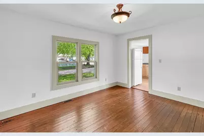 413 E Lincoln Street, Monticello, IL 61856 - Photo 9