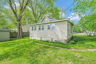 413 E Lincoln St, Monticello, IL 61856 - Photo 29