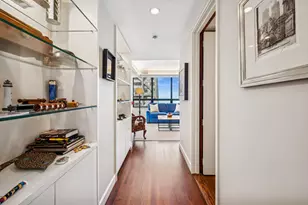 180 E Pearson St, Chicago, IL 60611 - Photo 19