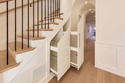 2213 W Huron Street, Chicago, IL 60612 - Photo 9