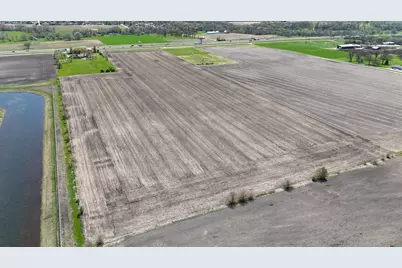 00 1500 North Avenue, Peru, IL 61354 - Photo 9