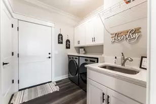 26 Kloe Ln, Sycamore, IL 60178 - Photo 57