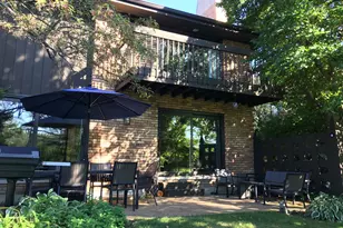 1872 Mission Hills Ln, Northbrook, IL 60062 - Photo 5