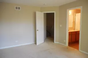 180 Primrose Ln, Bartlett, IL 60103 - Photo 15