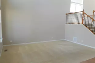 180 Primrose Ln, Bartlett, IL 60103 - Photo 9