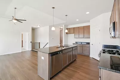 341 N Aspen Drive, Cortland, IL 60112 - Photo 13