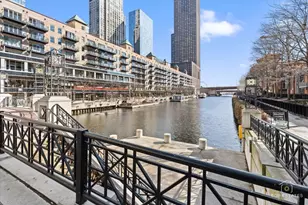 480 N McClurg Ct, Chicago, IL 60611 - Photo 3