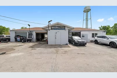 1610 S Chicago Street, Joliet, IL 60436 - Photo 1