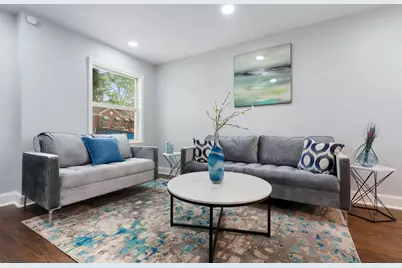 715 E 105th Place, Chicago, IL 60628 - Photo 3