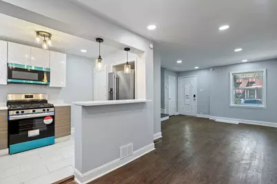 715 E 105th Place, Chicago, IL 60628 - Photo 17