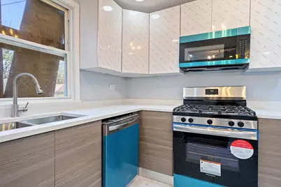 715 E 105th Place, Chicago, IL 60628 - Photo 21