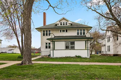 152 S Greenwood Avenue, Kankakee, IL 60901 - Photo 1