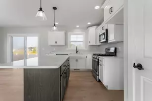 12 Meadow Dr, Monticello, IL 61856 - Photo 13