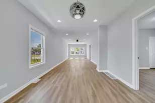 14631 Vincennes Rd, Harvey, IL 60426 - Photo 9